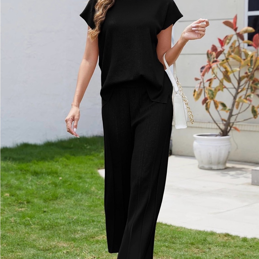 Black Women's top and pant set